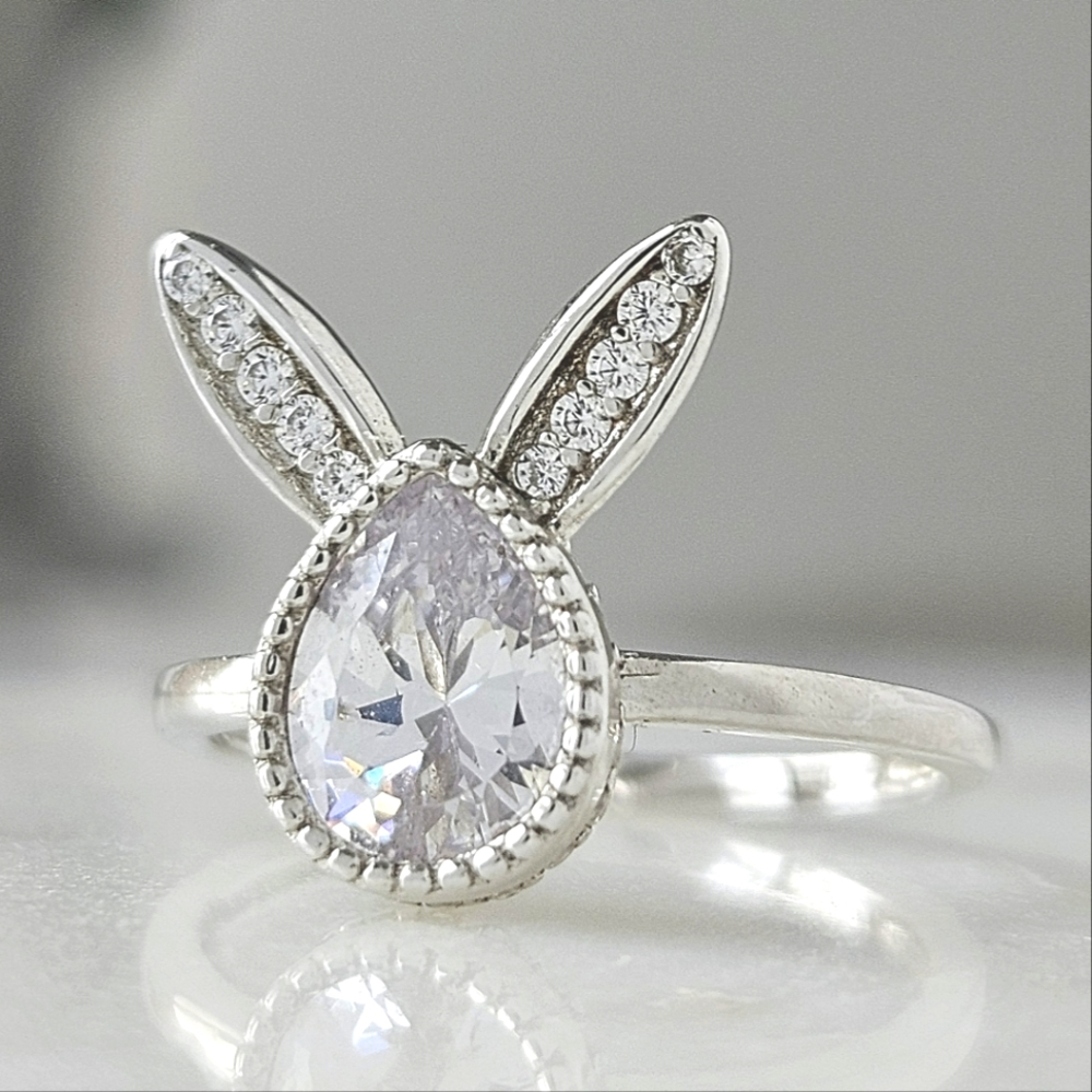 RARE Bunny Heart Ring, 925 Sterling Silver Charmed Aroma 2018 EASTER